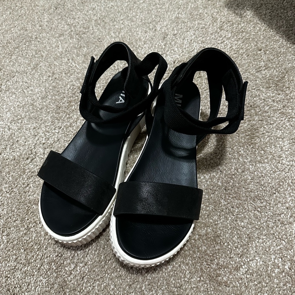 MIA Platform Shoes